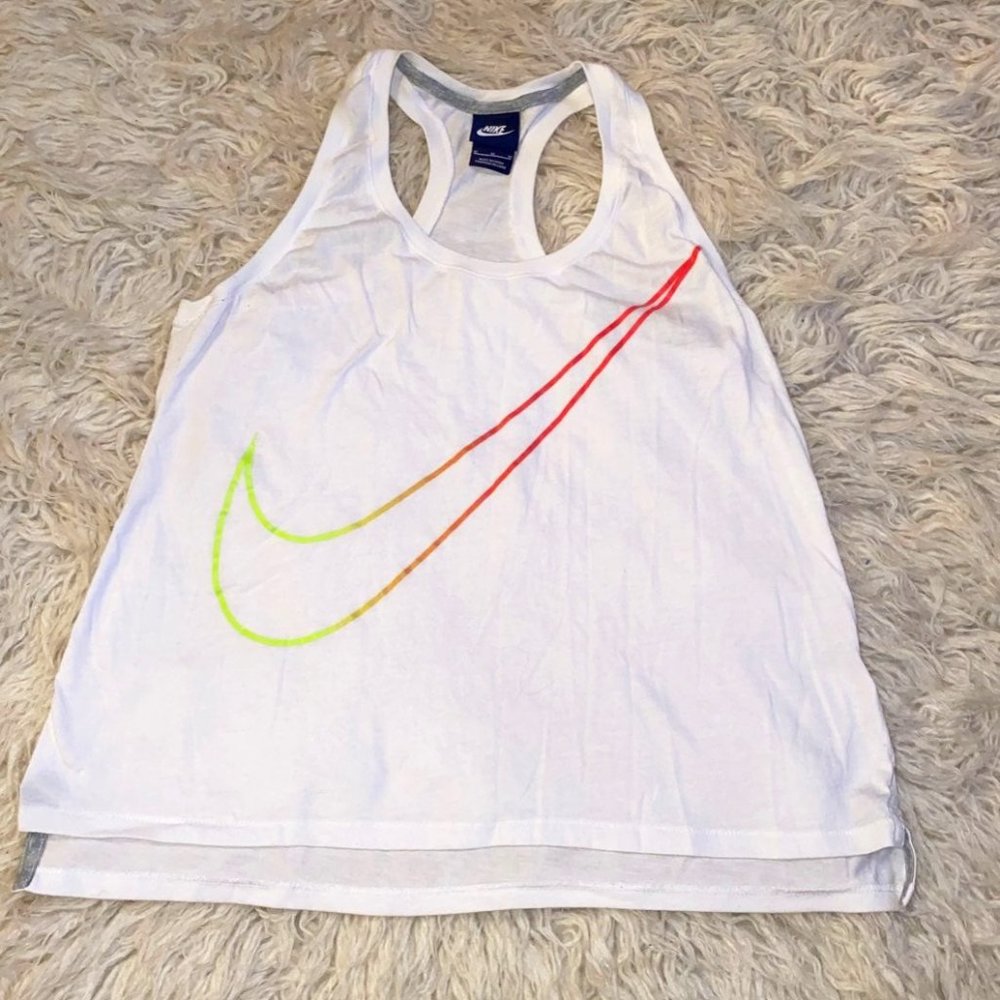 Nike Tank Top - size Medium